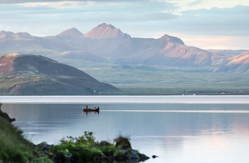 Midnight at lake Thingvallavatn